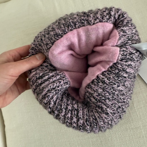 NWT GANNI Women's Structured Rib Logo Beanie in Lilac Sachet - Picture 8 of 8